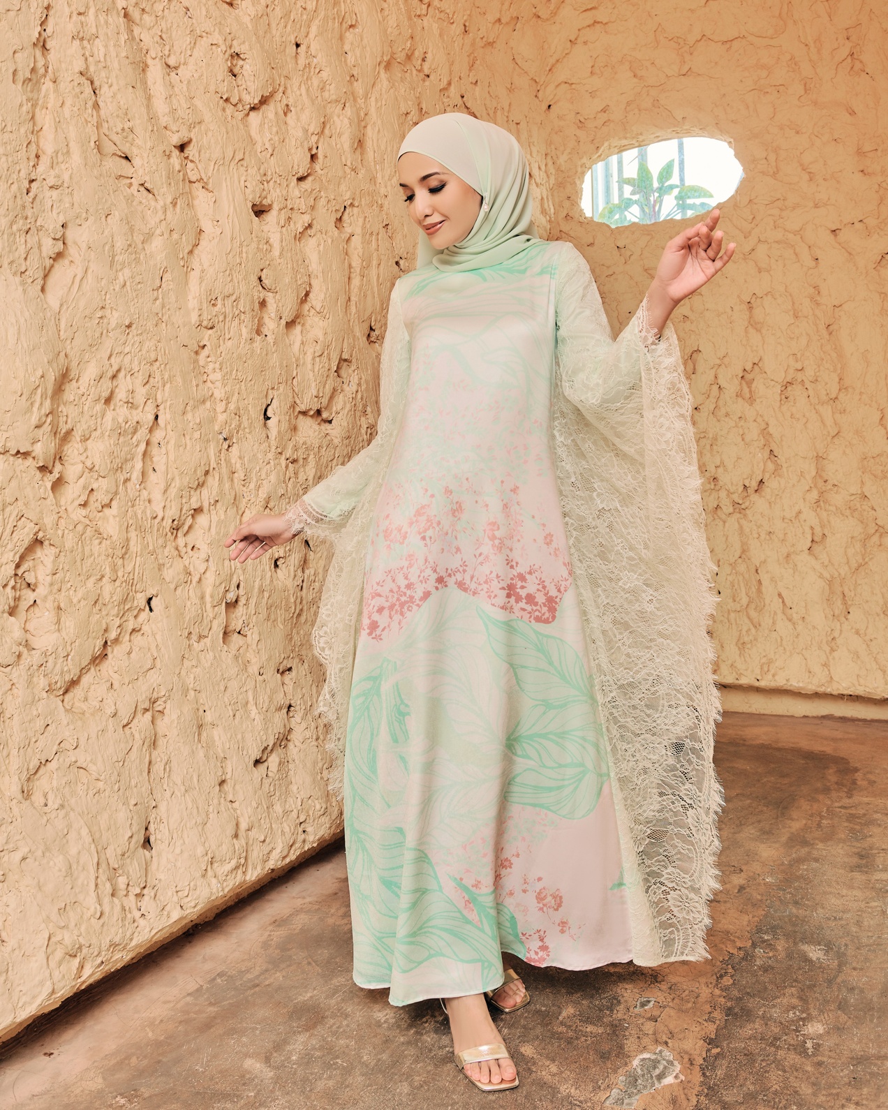 ALORA ABAYA - MINT GREEN